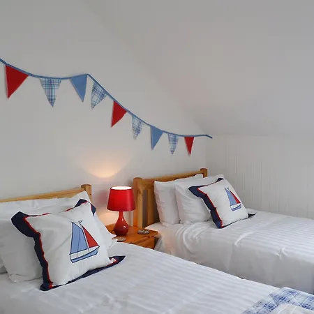 Upper Floors At The Lawns Semesterbostad *