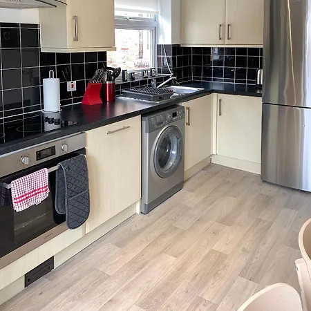 Upper Floors At The Lawns Holiday home Filey